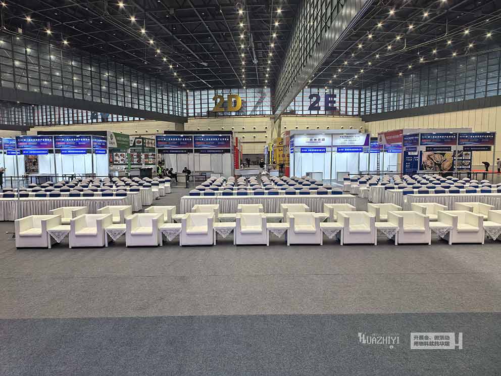 鄭州沙發出租為啥受歡迎？性價比與服務雙優勢